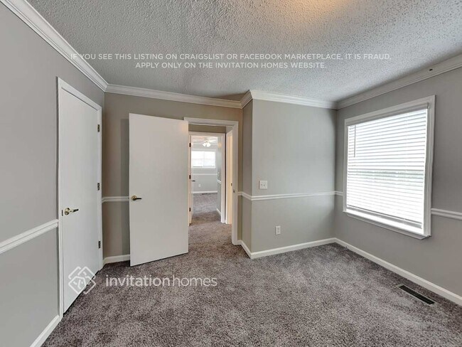 Building Photo - 2342 Glencairn Ln SW