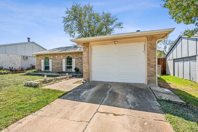 Building Photo - 540 Oldbridge Dr