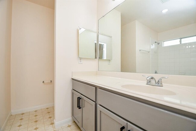 Building Photo - 16323 Woma Ct