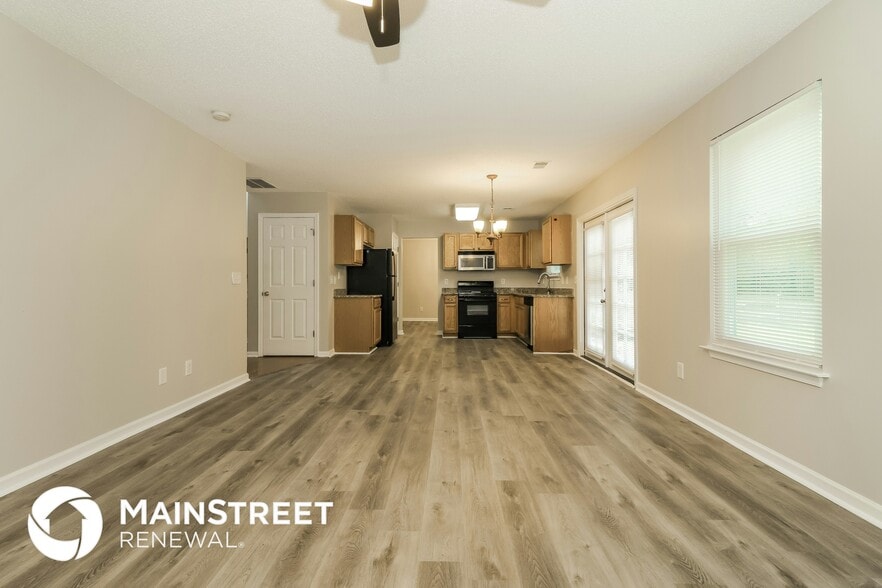 Building Photo - 13 Rosebury Ct