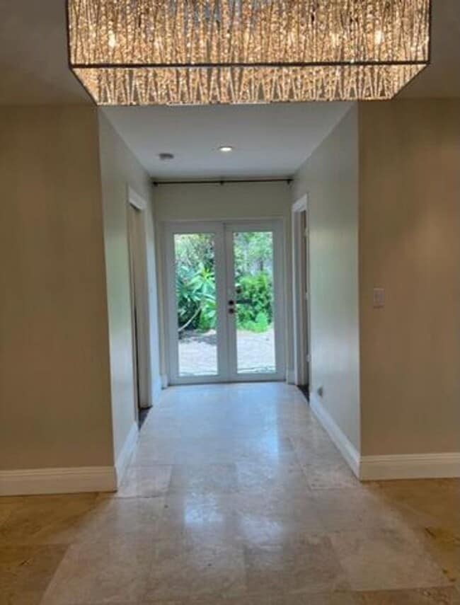 Building Photo - 2498 NW 25th St