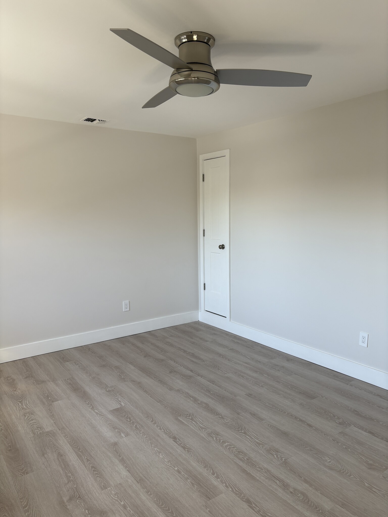 Building Photo - 136 Albany Blvd