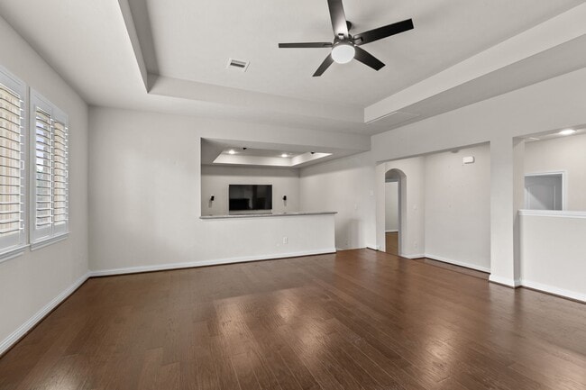Building Photo - 18900 N Bee Cave Springs Cir