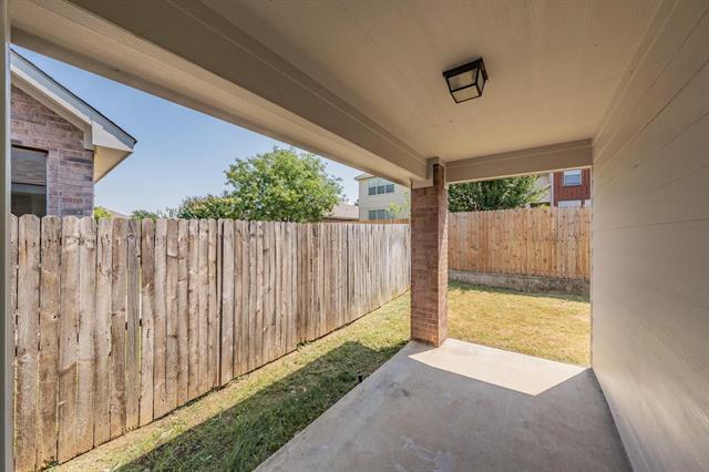 Building Photo - 3028 Thicket Bend Ct