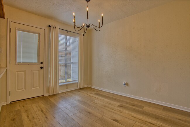Building Photo - 1522 Park Meadow Dr