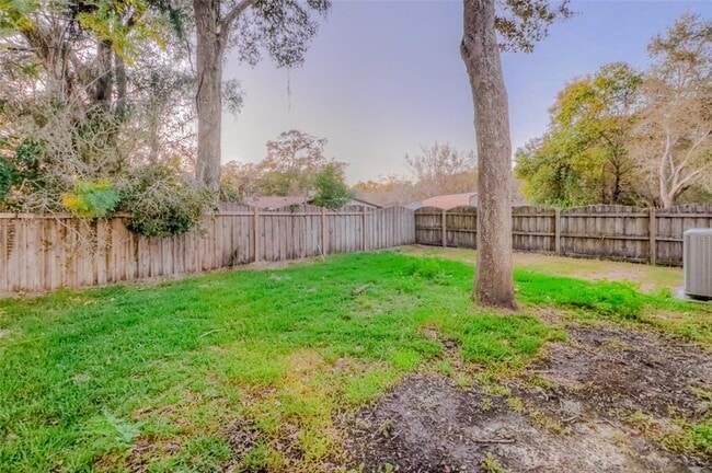 Building Photo - 207 Taylor Bay Ln