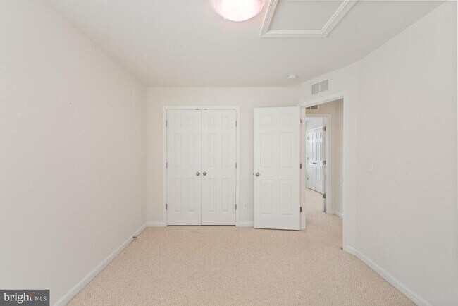 Building Photo - 45 Colemans Mill Dr