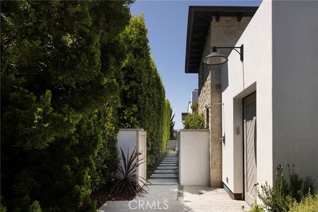 Building Photo - 7 Seabreeze Terrace