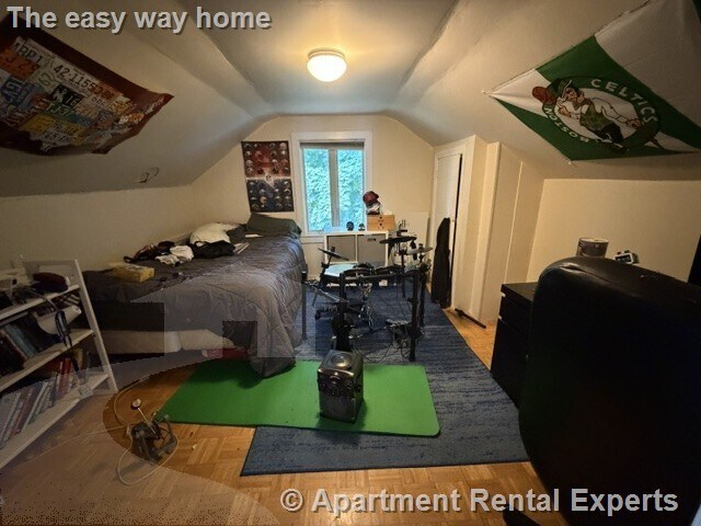 Building Photo - 167-169 Summer St Unit #2
