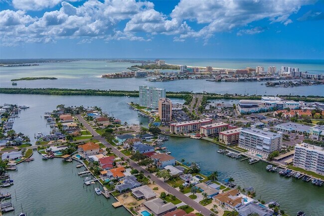 Building Photo - 51 Island Way