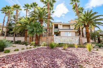 Building Photo - Modern Ground-Level Condo With A One Car Garage in Prime Southwest Location with Resort-Style Ame...