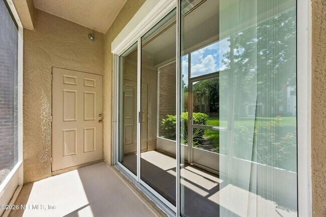 Building Photo - 785 Oakleaf Plantation Pkwy