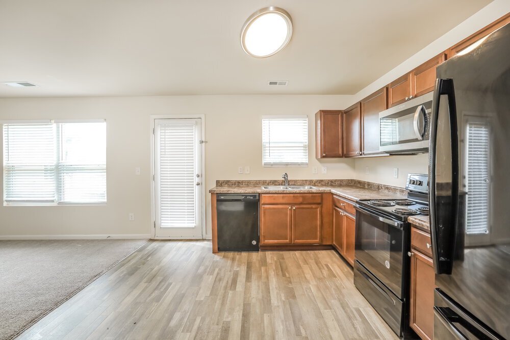 Building Photo - 302 Freeman Cir