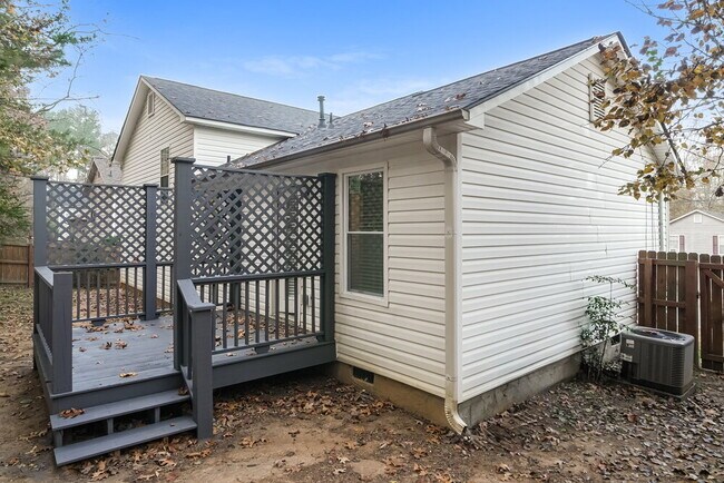 Building Photo - 412 Ivy Crest Dr