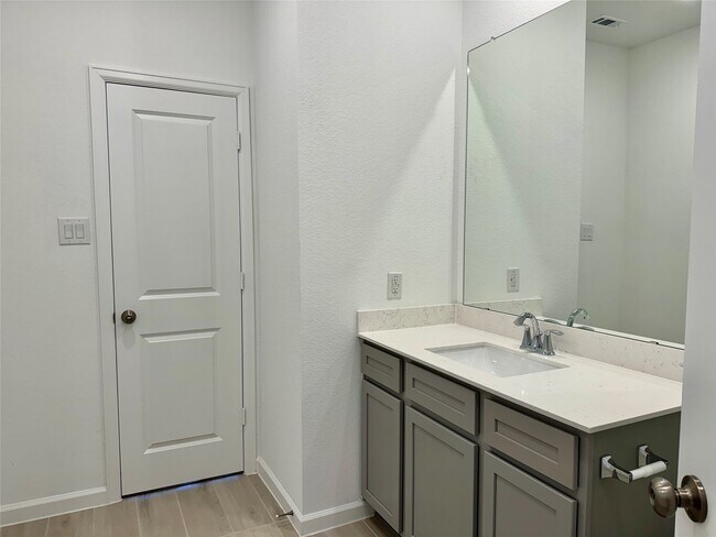 Building Photo - 5506 Amber Brook Ln