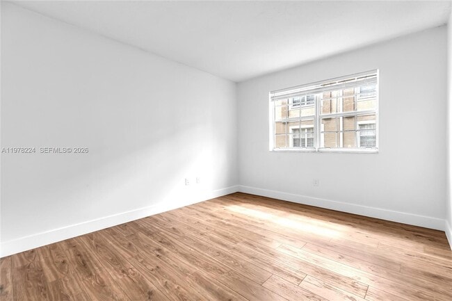 Building Photo - 101 SW 117th Ave