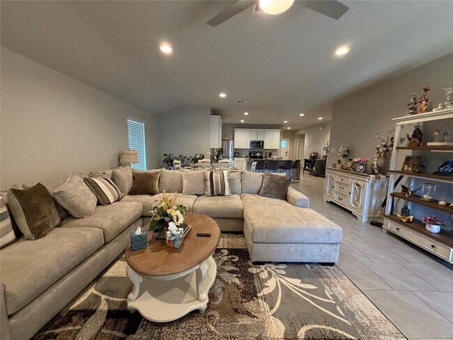 Building Photo - 29411 Travis Trace