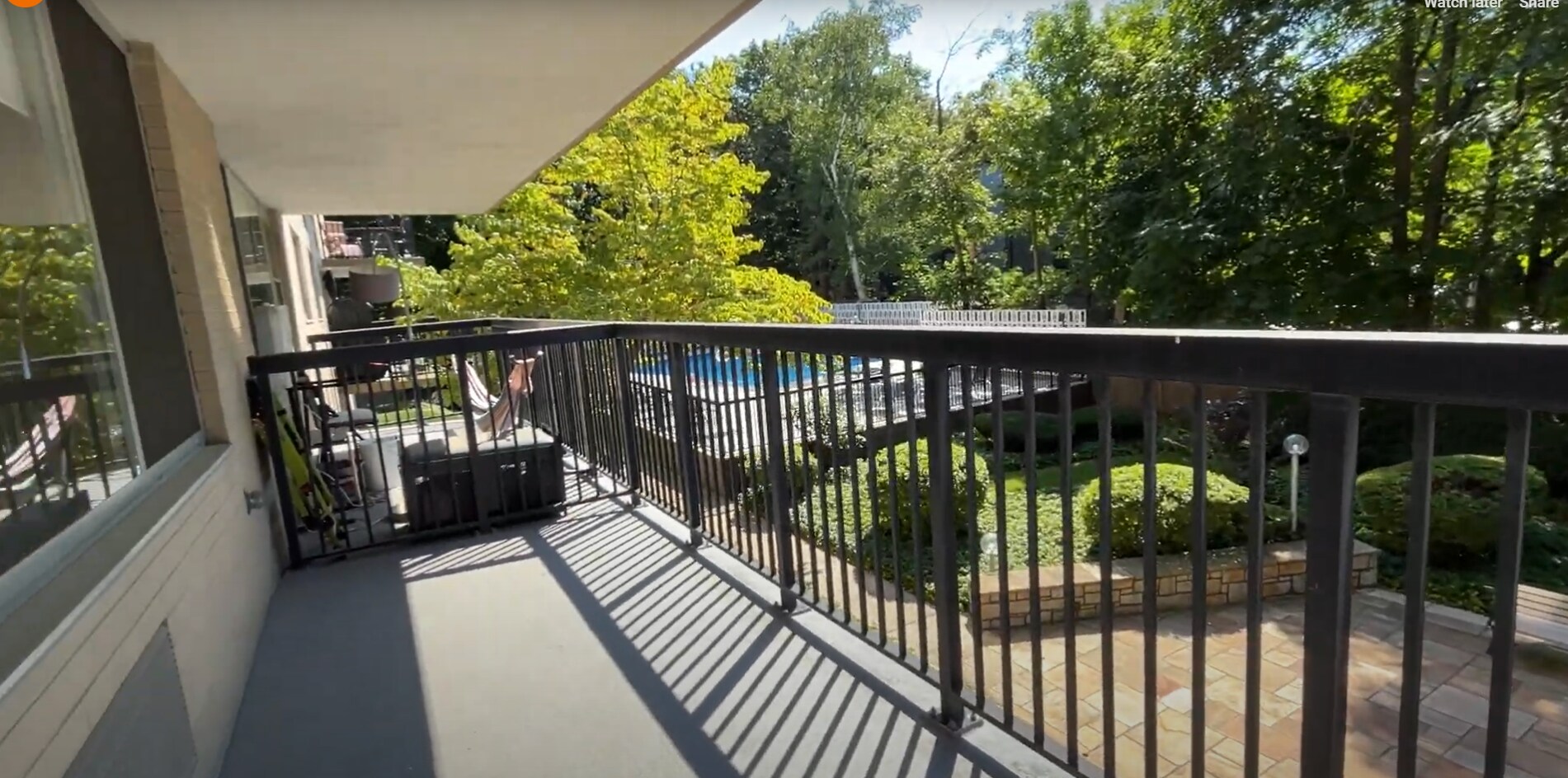 Building Photo - 80 Monmouth St