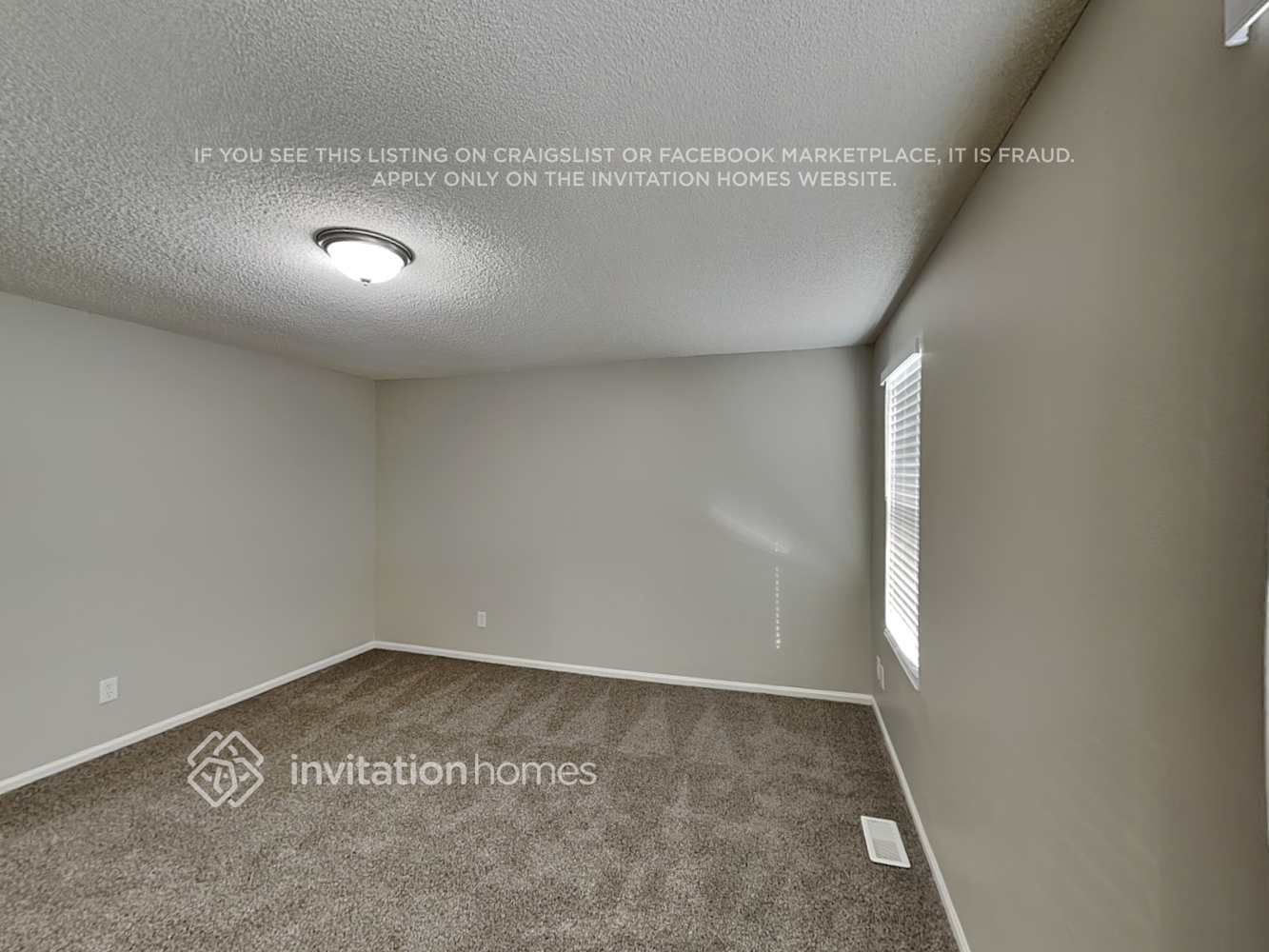 Building Photo - 4445 E 93rd Dr