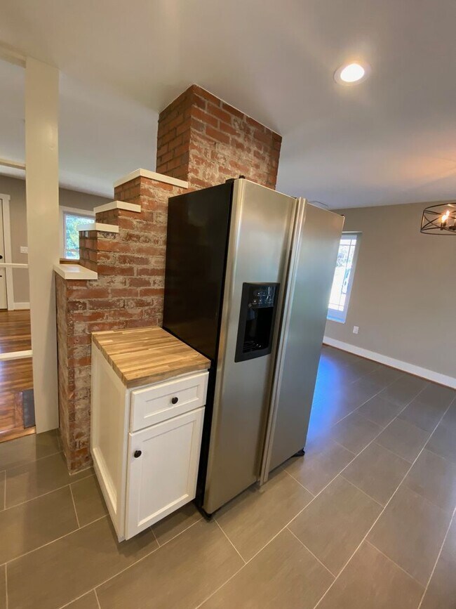 Building Photo - Central AVL - Farmhouse Charm, Modern Amen...