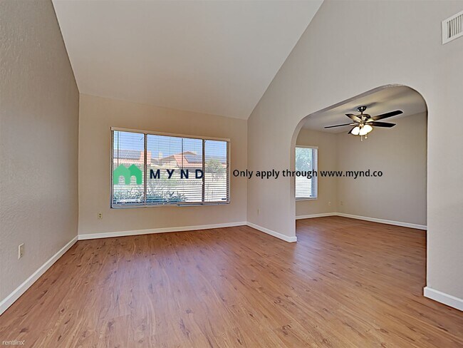 Building Photo - 3 br, 2.5 bath  - 2506 W Caribbean Ln Unit 15
