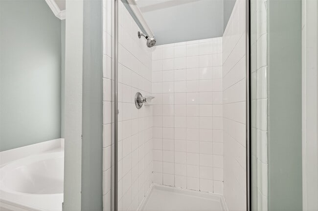 Building Photo - 26806 Shoal Hollow Ct