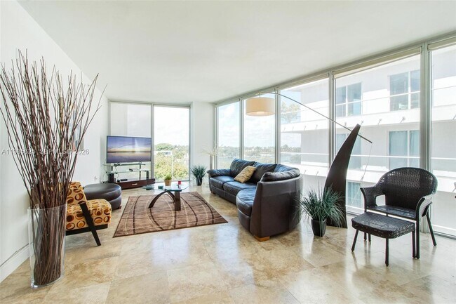 Building Photo - 6305 Indian Creek Dr