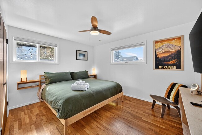 Building Photo - 9314 54th Ave S