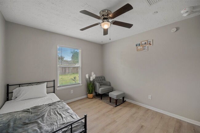 Building Photo - 22114 Merrymount Dr