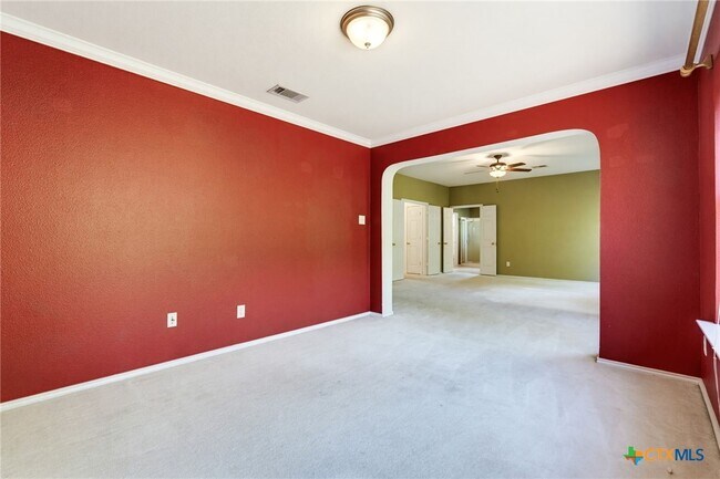 Building Photo - 2416 Catawba Loop