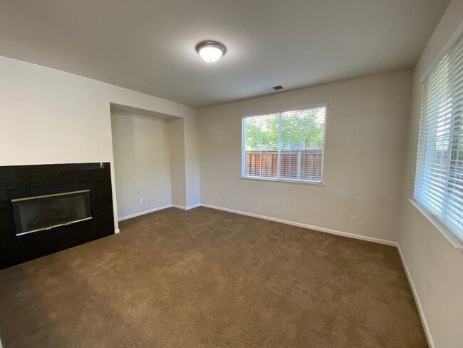 Building Photo - Move in by 01/15/2026 and Get $300 Off the First Month of Rent
