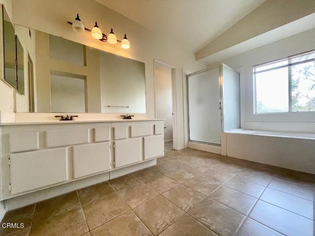 Building Photo - 723 Kingfisher Way