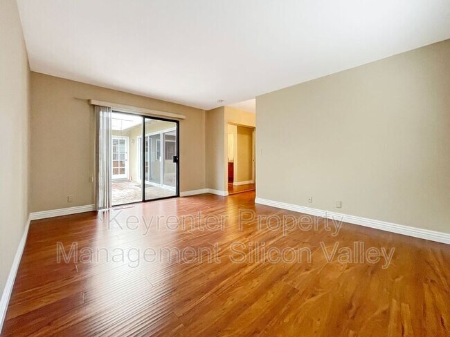 Building Photo - 4115 Beebe Cir