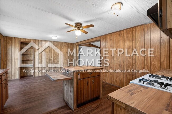 Building Photo - 68-B Hull Batson Rd