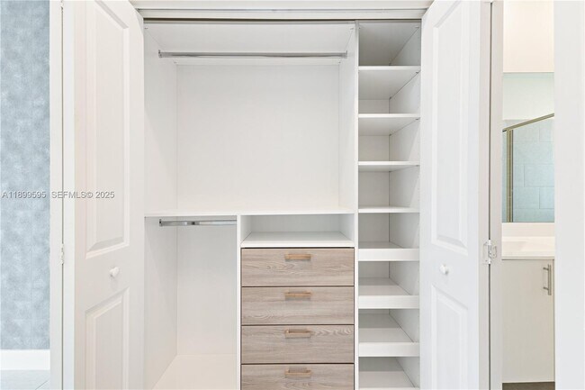 Building Photo - 8001 NW 41st St