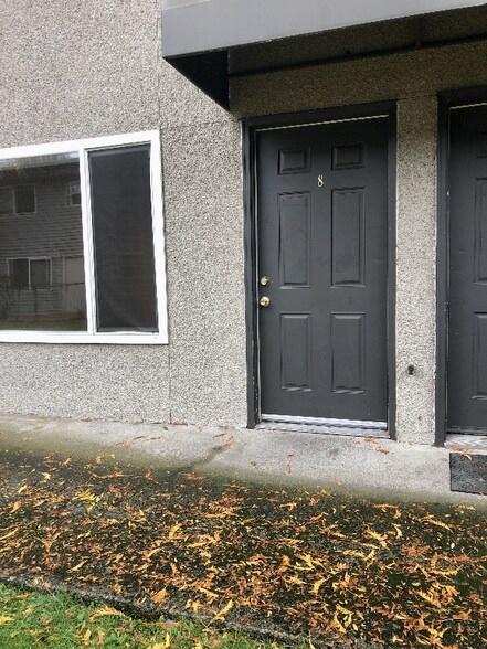 Building Photo - 3604 NE 73rd Pl