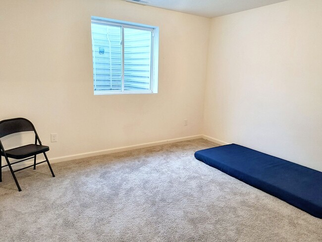 Building Photo - 5761 Copper Leaf Trail