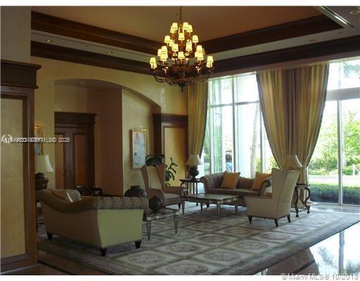 Building Photo - 16500 Collins Ave