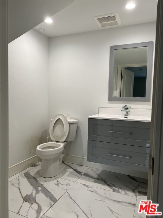 Building Photo - 10324 Mt Gleason Ave