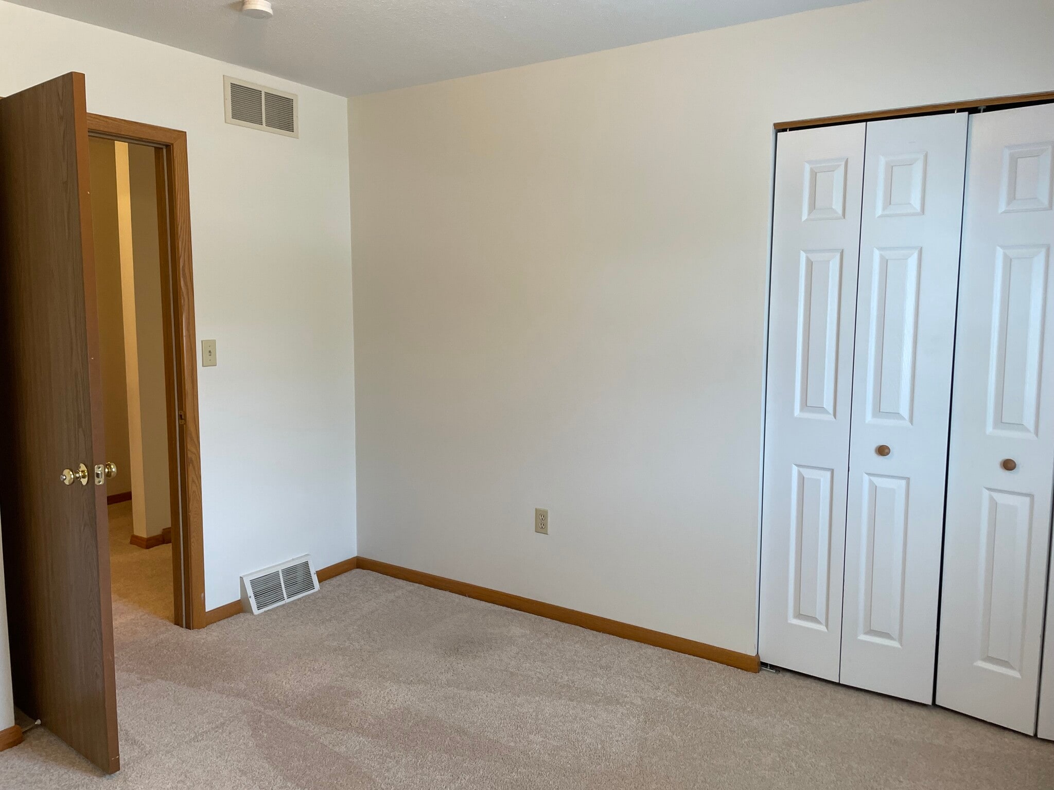#2 Bedroom - 5447 Cider Mill Rd
