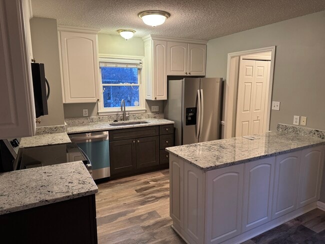 Building Photo - 4712 Worthington Ln