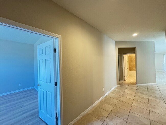 Building Photo - Single family house in Lake Nona! Gate community & A rated school within 2 mins and lots of ameni...