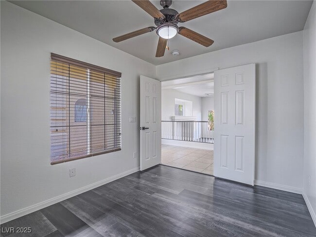 Building Photo - 10898 Carberry Hill St