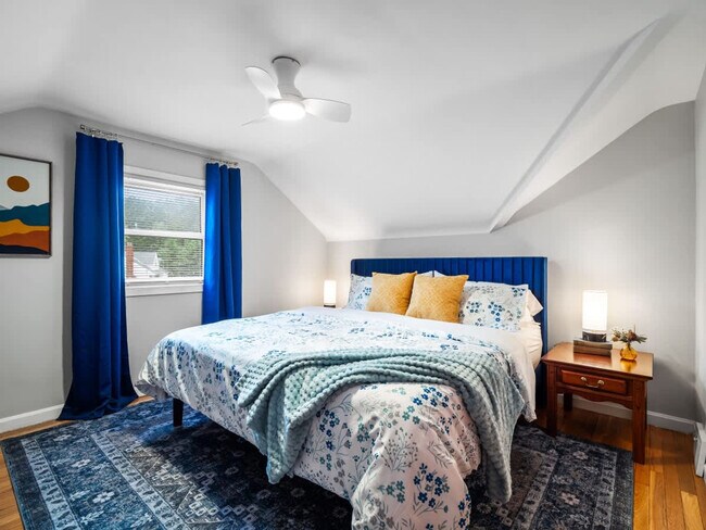 Building Photo - 386 Walworth Ave