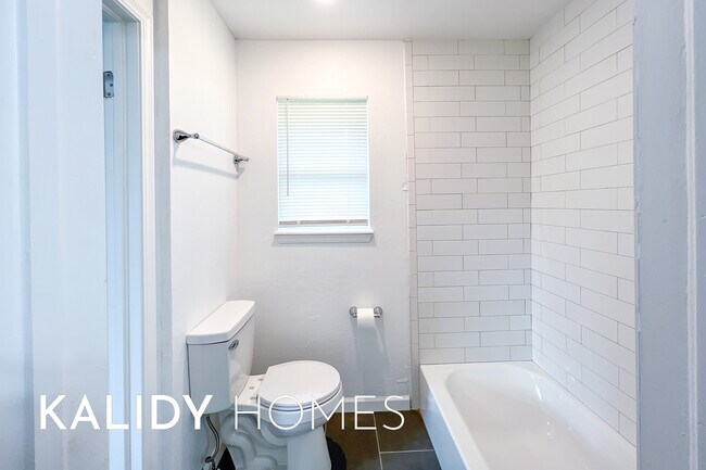 Building Photo - 3501 Baird Dr