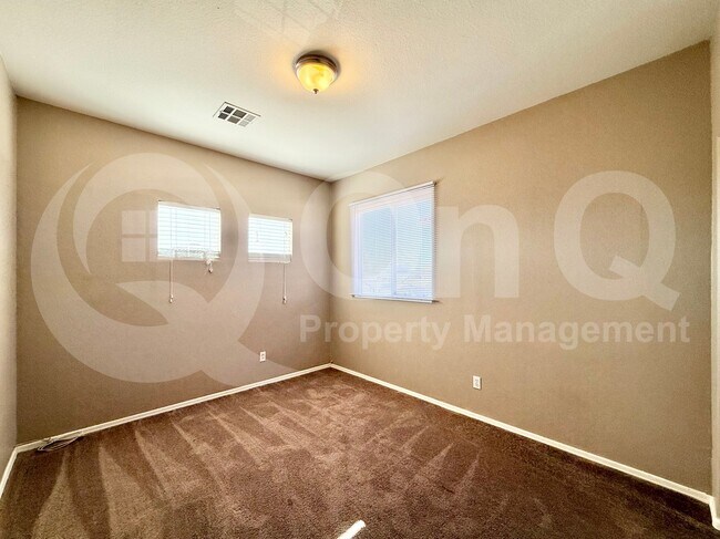 Building Photo - 1945 N 103rd Dr
