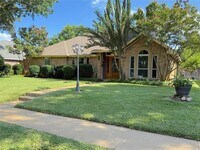 Building Photo - 730 Blue Oak Dr