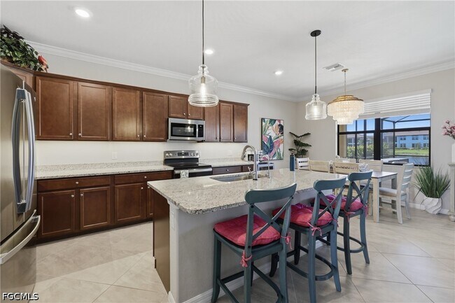 Building Photo - 11924 Arbor Trace Dr