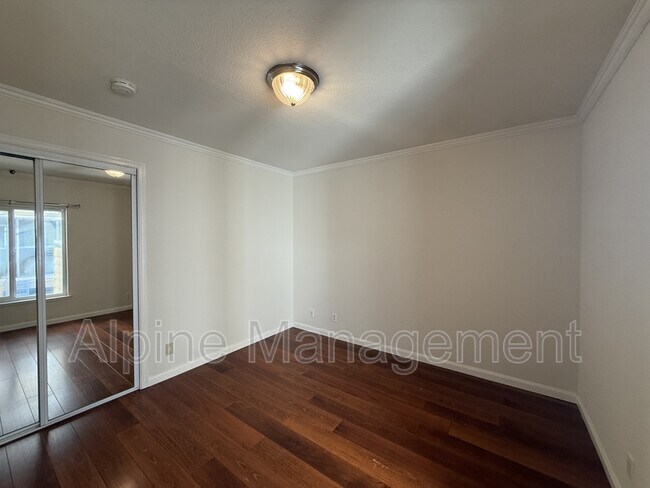 Building Photo - 480 22nd Ave