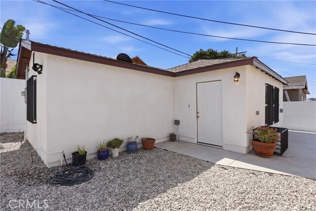 Building Photo - 10646 S Wilton Pl
